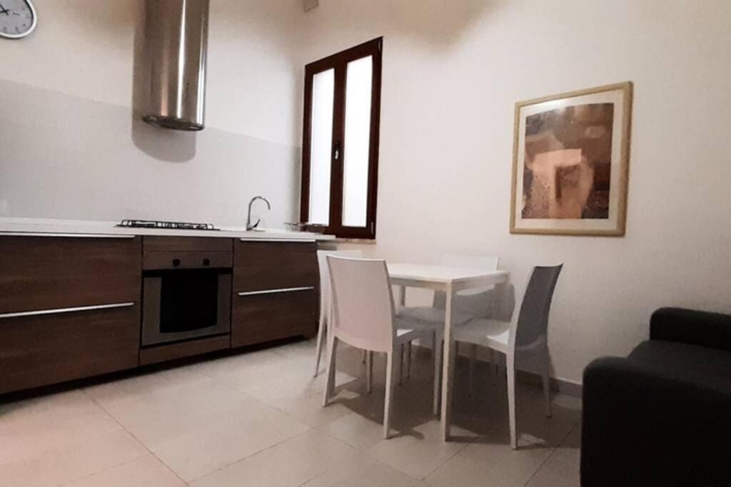 Your House Olbia Buitenkant foto